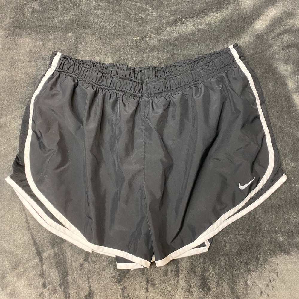 womens nike dri-fit tempo running shorts